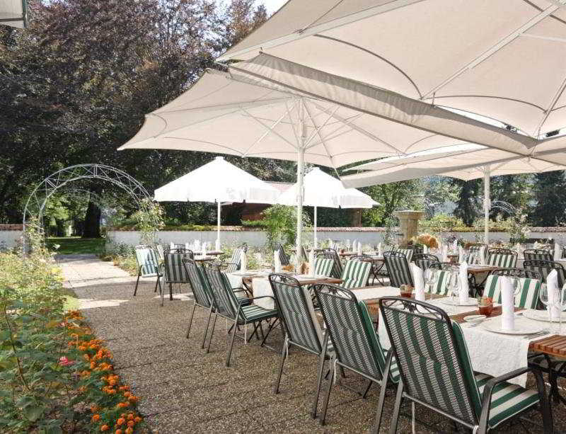 Hotel Schloss Hünigen Konolfingen Restaurant foto